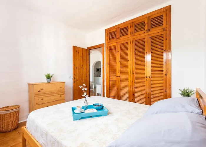 Vistafaro אס מרקדל